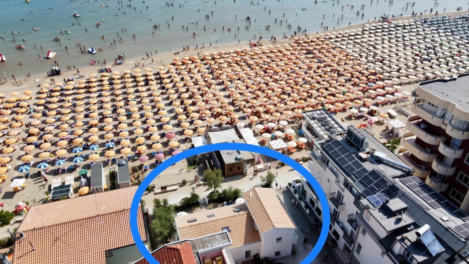 Villa Le Agavi Luxory Beach Surfhouse Bellaria – Igea Marina Kültér fotó